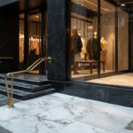 Erlebe den Charme des Gartment District in New York