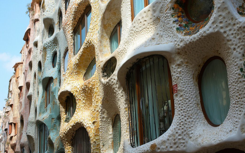 Entdecke das architektonische Wunder der Casa Batlló
