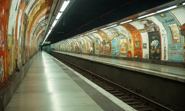 Stressfreies Reisen in Neapel: Ihre ultimativen Transport-Tipps